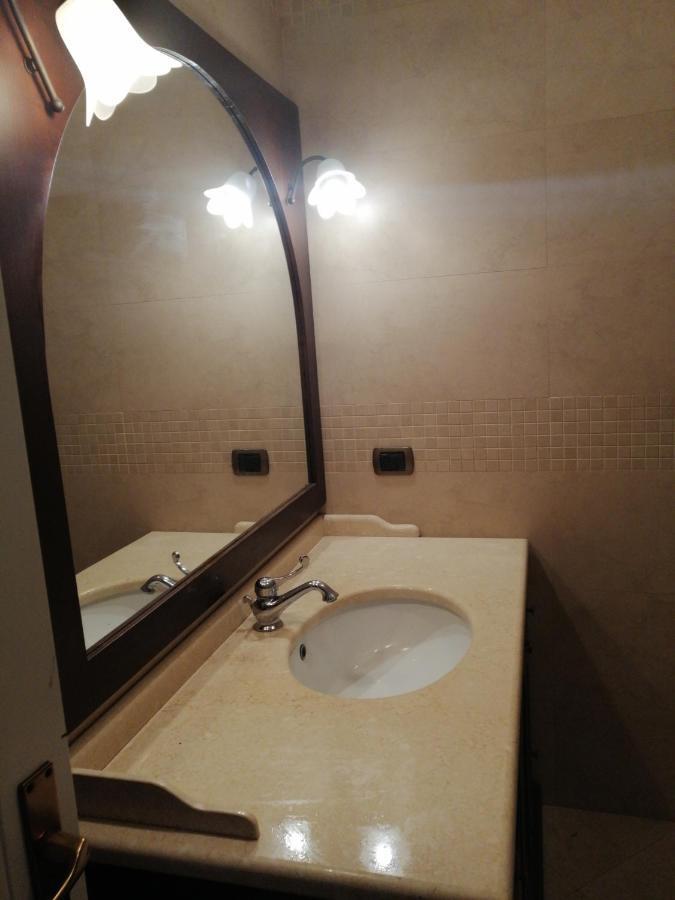 Whiteroom Privatunterkunft *